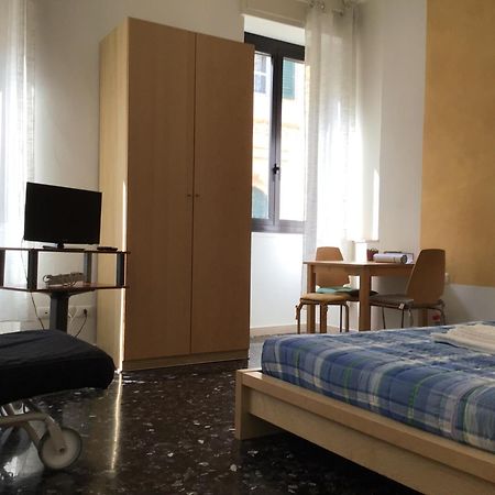 A Due Passi Da Giulietta-Casa Capuleti Apartment Verona Bagian luar foto